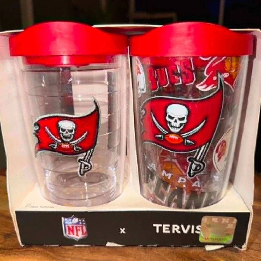 Tervis Tumbler set (4) 16oz Tampa Bay Buccaneers NFL New with lids Go Bucs!